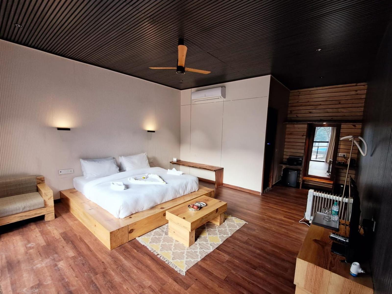 Welcomheritage Tarangi Ramganga Resort Marchula Exterior foto