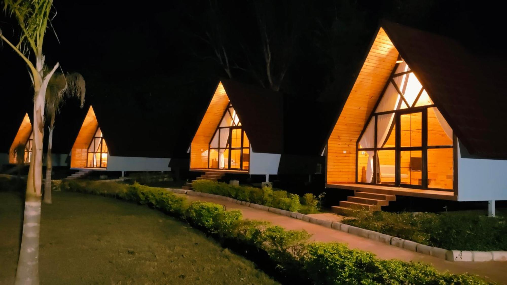 Welcomheritage Tarangi Ramganga Resort Marchula Exterior foto
